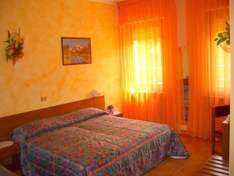 Hotel Sarre Εξωτερικό φωτογραφία