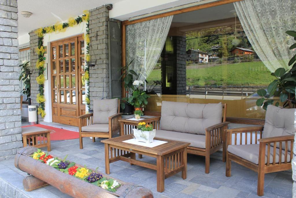 Hotel Sarre Εξωτερικό φωτογραφία