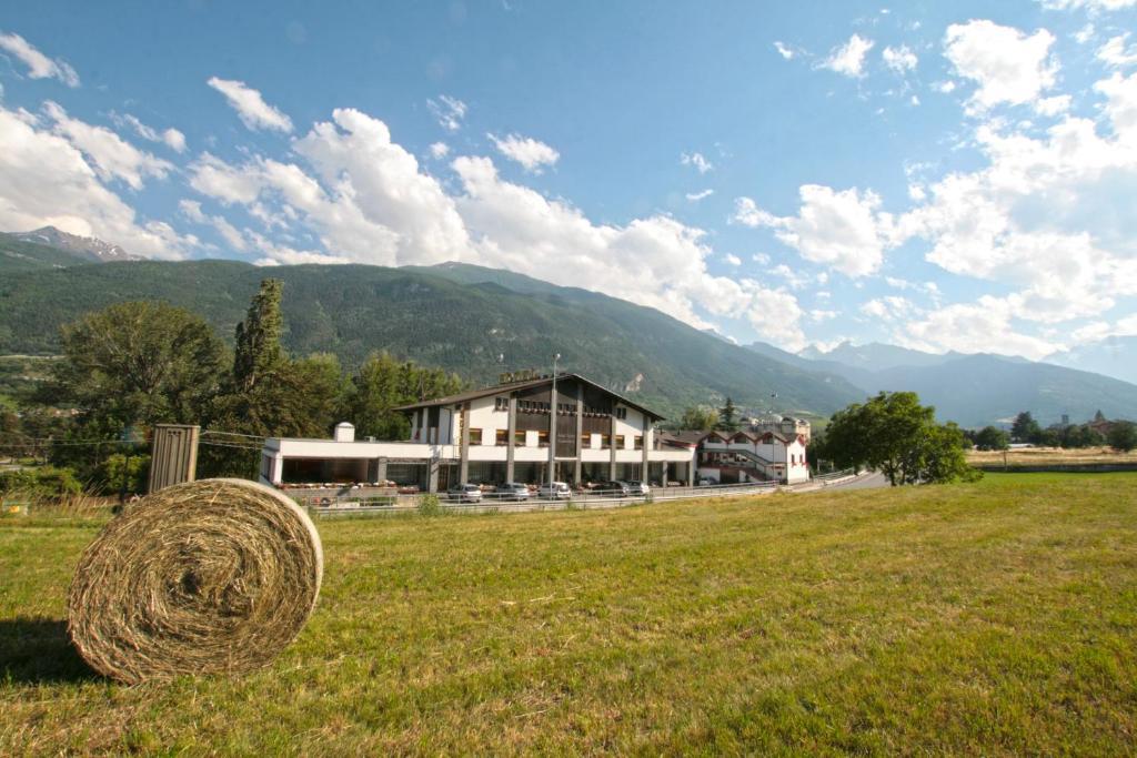 Hotel Sarre Εξωτερικό φωτογραφία