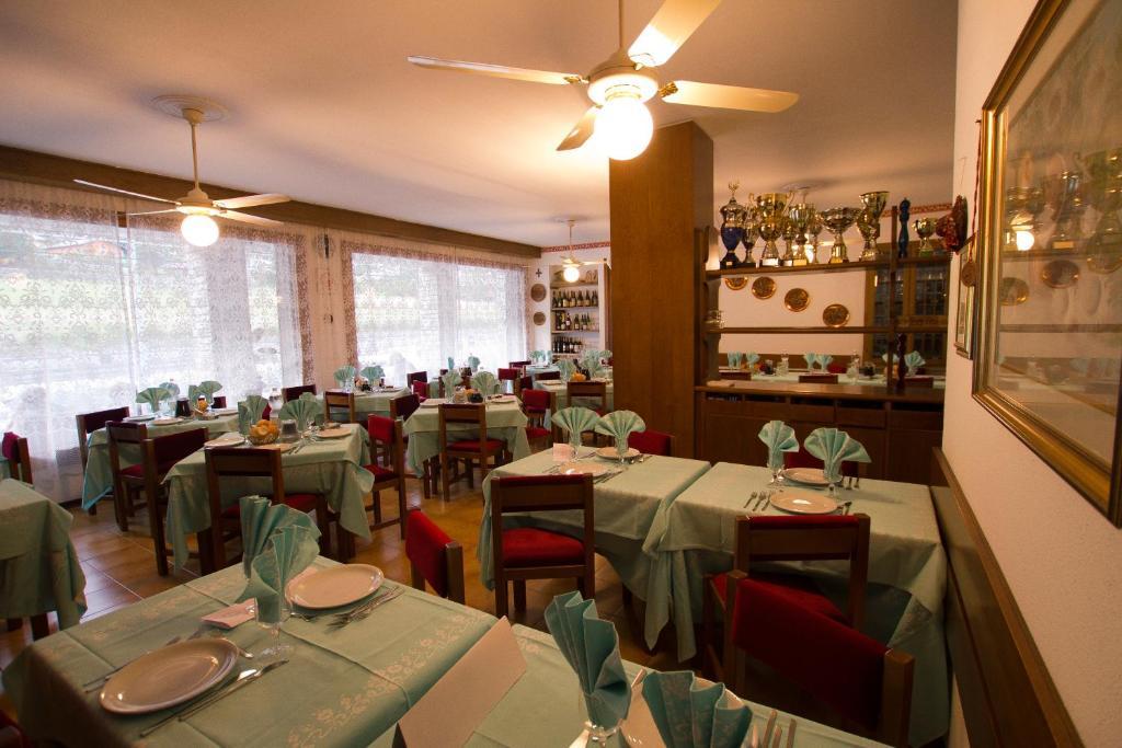 Hotel Sarre Εξωτερικό φωτογραφία